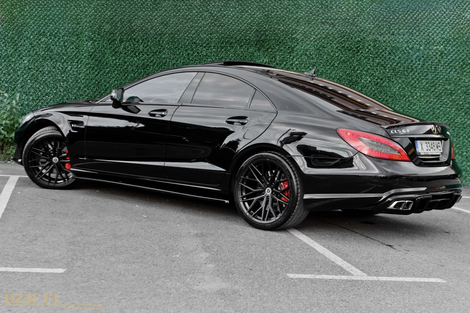 Mercedes-Benz CLS 63 AMG DISTRONIC/HARMAN/KARDON/ШИБЕДАХ/ПОДГРЕВ/ОБДУХВАНЕ, снимка 5 - Автомобили и джипове - 54943788