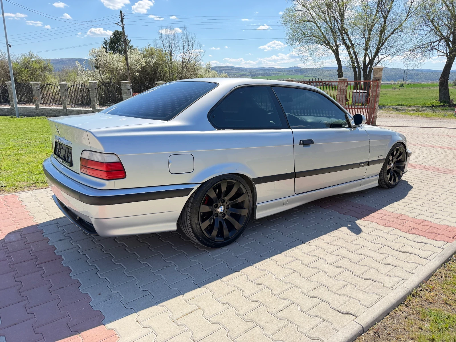 BMW 318 1.8 is, снимка 4 - Автомобили и джипове - 54963141