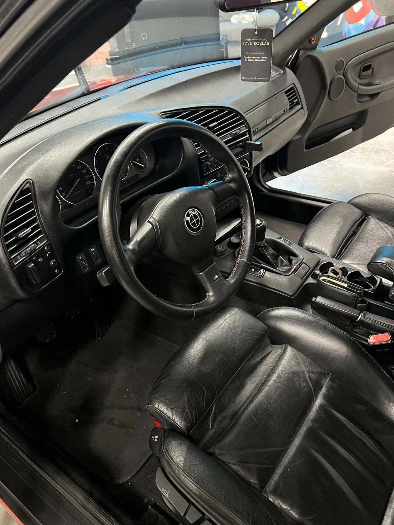 BMW 318 i, снимка 9 - Автомобили и джипове - 55003658