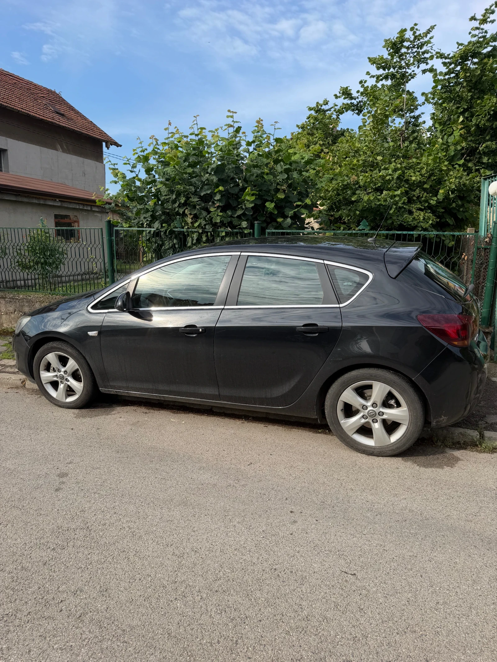 Opel Astra Opel Astra 1.7 CDTI, снимка 16 - Автомобили и джипове - 55127768