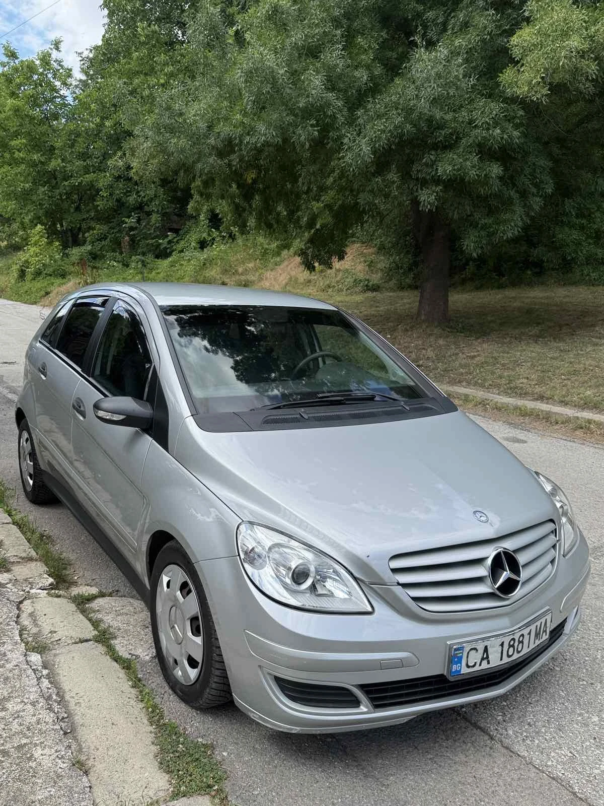 Mercedes-Benz B 180, снимка 4 - Автомобили и джипове - 55264870