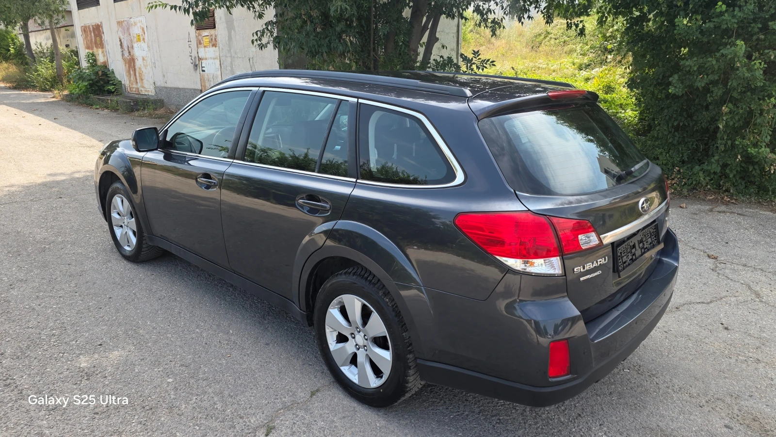 Subaru Outback 2.0d 4x4, снимка 3 - Автомобили и джипове - 55604153