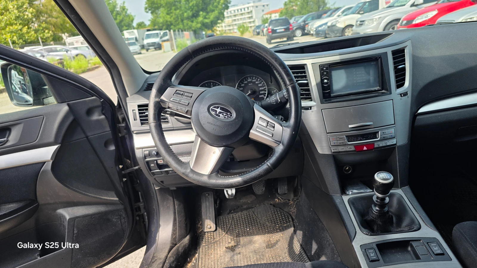 Subaru Outback 2.0d 4x4, снимка 12 - Автомобили и джипове - 55604153