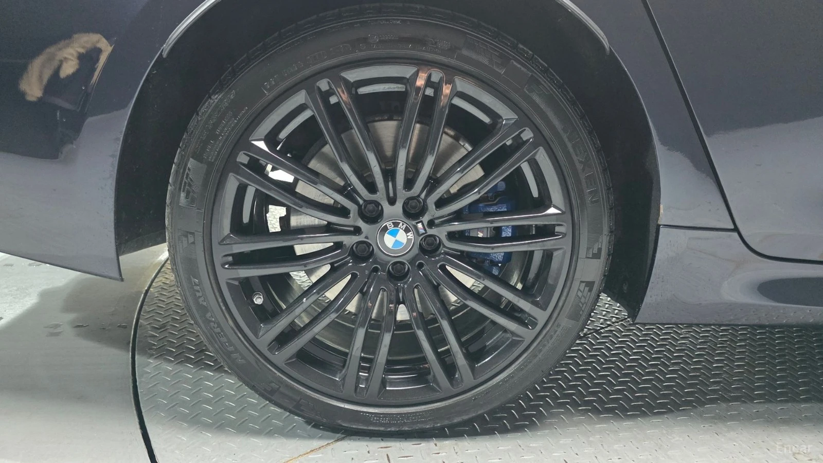 BMW 540 XDRIVE* MSPORT* КОЖА* ОБДУХВ* 360* ПАНО* HEAD UP, снимка 5 - Автомобили и джипове - 55667257