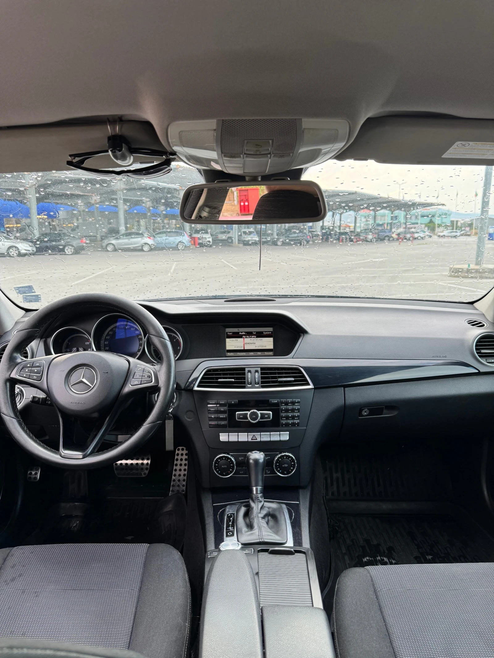 Mercedes-Benz C 220 2.2 CDI, снимка 10 - Автомобили и джипове - 55931660