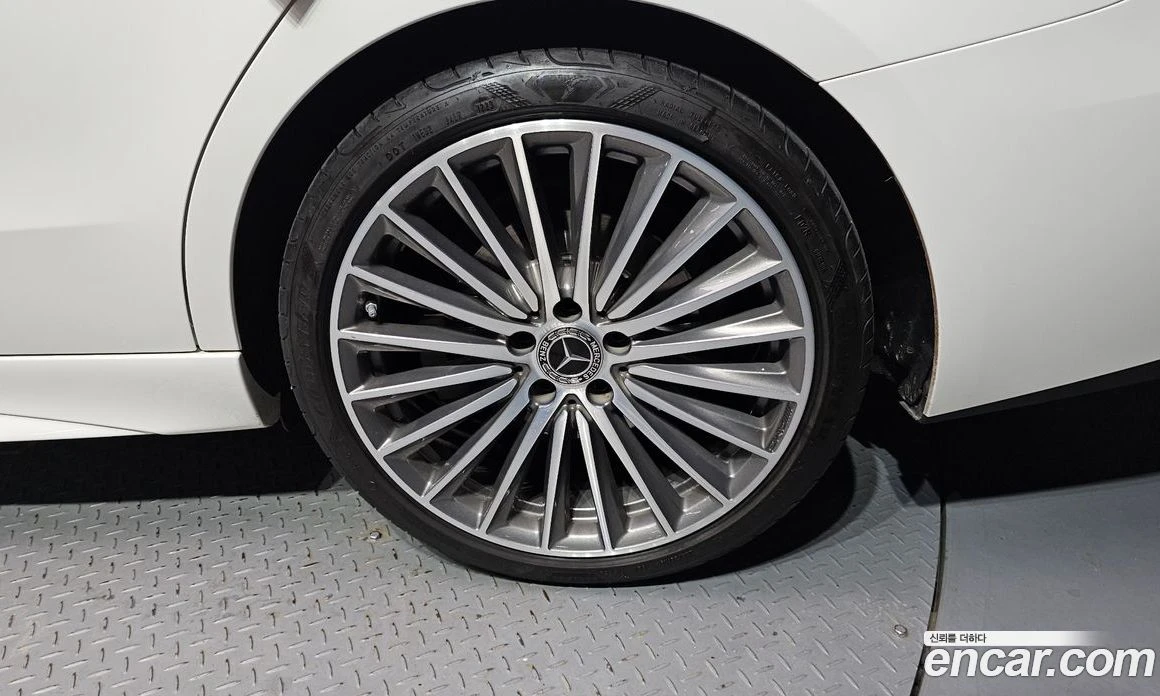 Mercedes-Benz C 300 C300 4MATIC AMG Line, снимка 7 - Автомобили и джипове - 56117300