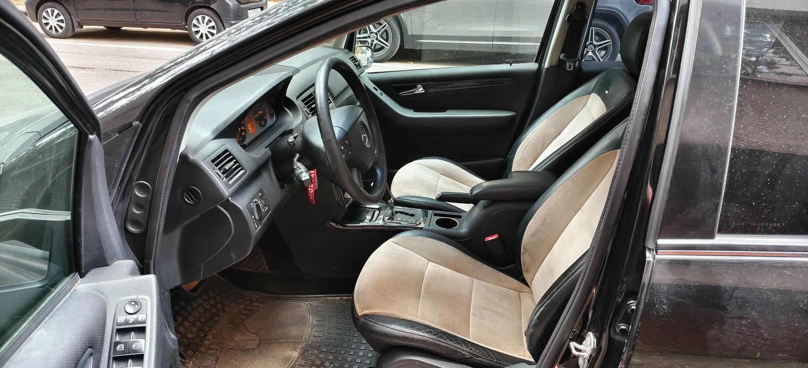 Mercedes-Benz B 180 CDI, снимка 10 - Автомобили и джипове - 56145478