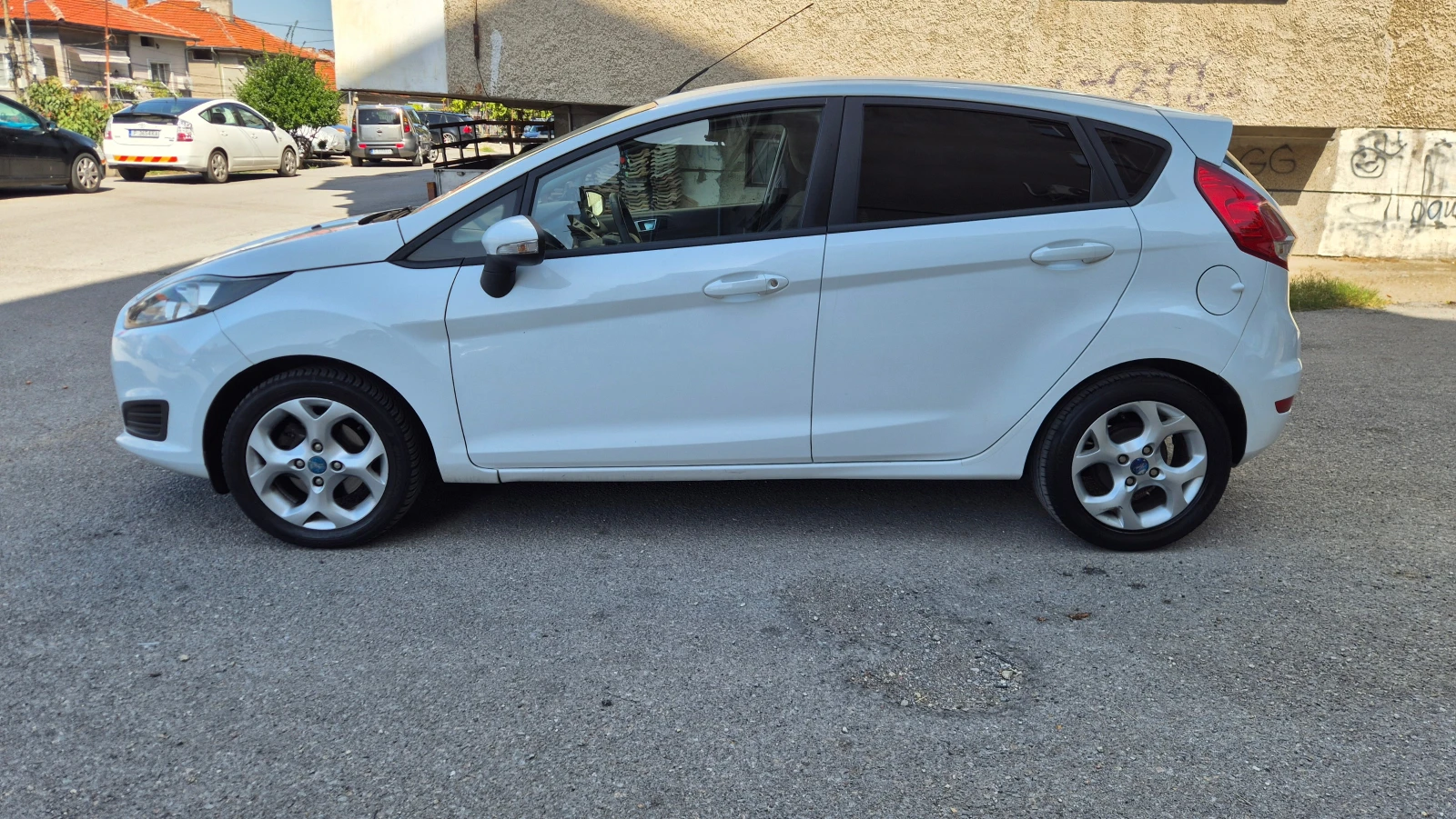 Ford Fiesta 1.0 FACELIFT, снимка 8 - Автомобили и джипове - 56203233