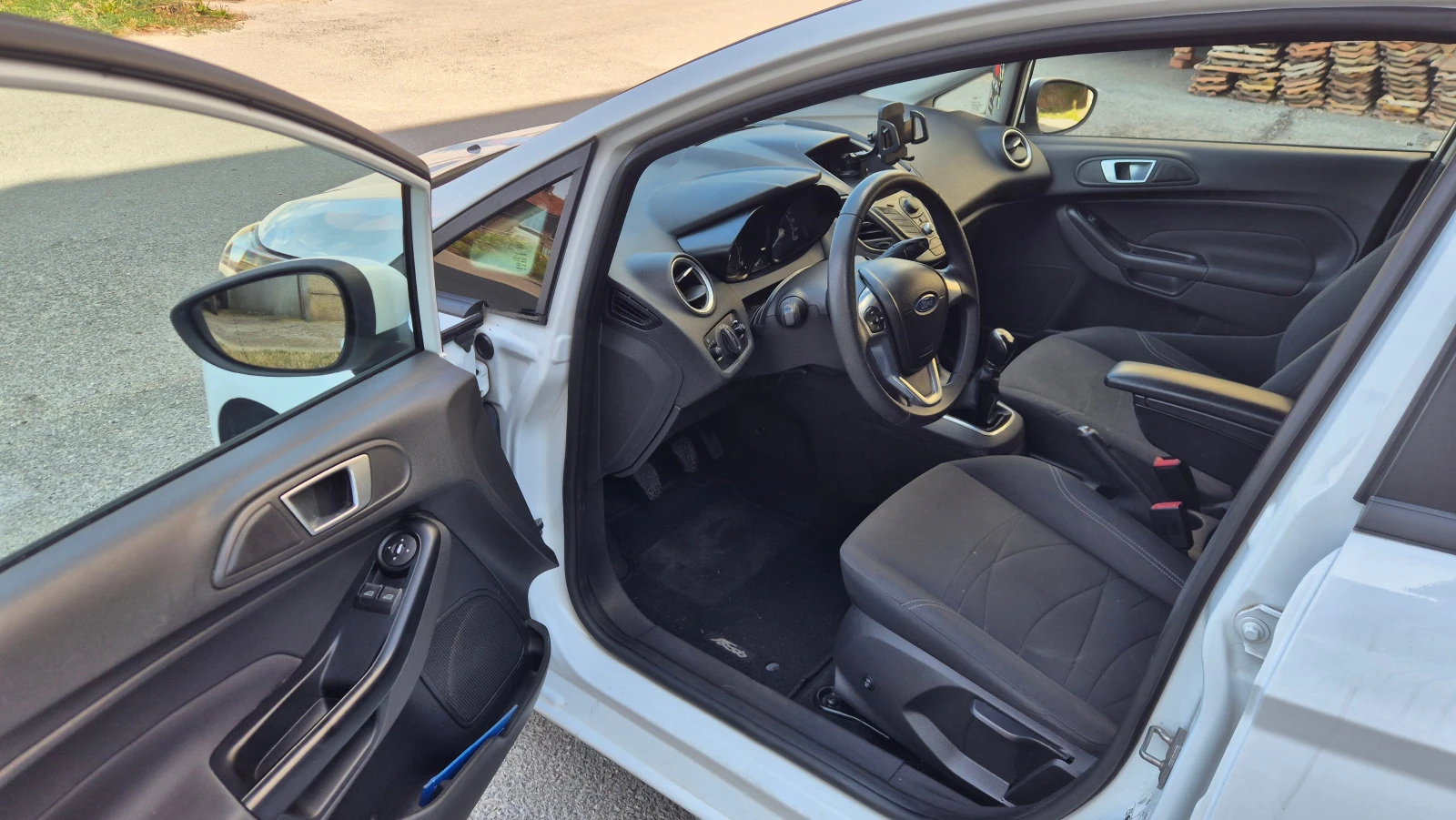 Ford Fiesta 1.0 FACELIFT, снимка 14 - Автомобили и джипове - 56203233