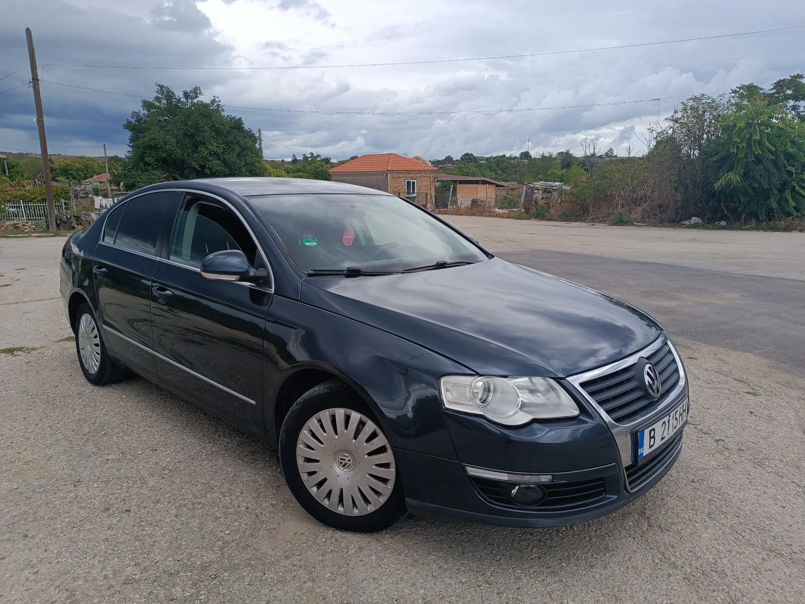 VW Passat B6, снимка 2 - Автомобили и джипове - 56235117