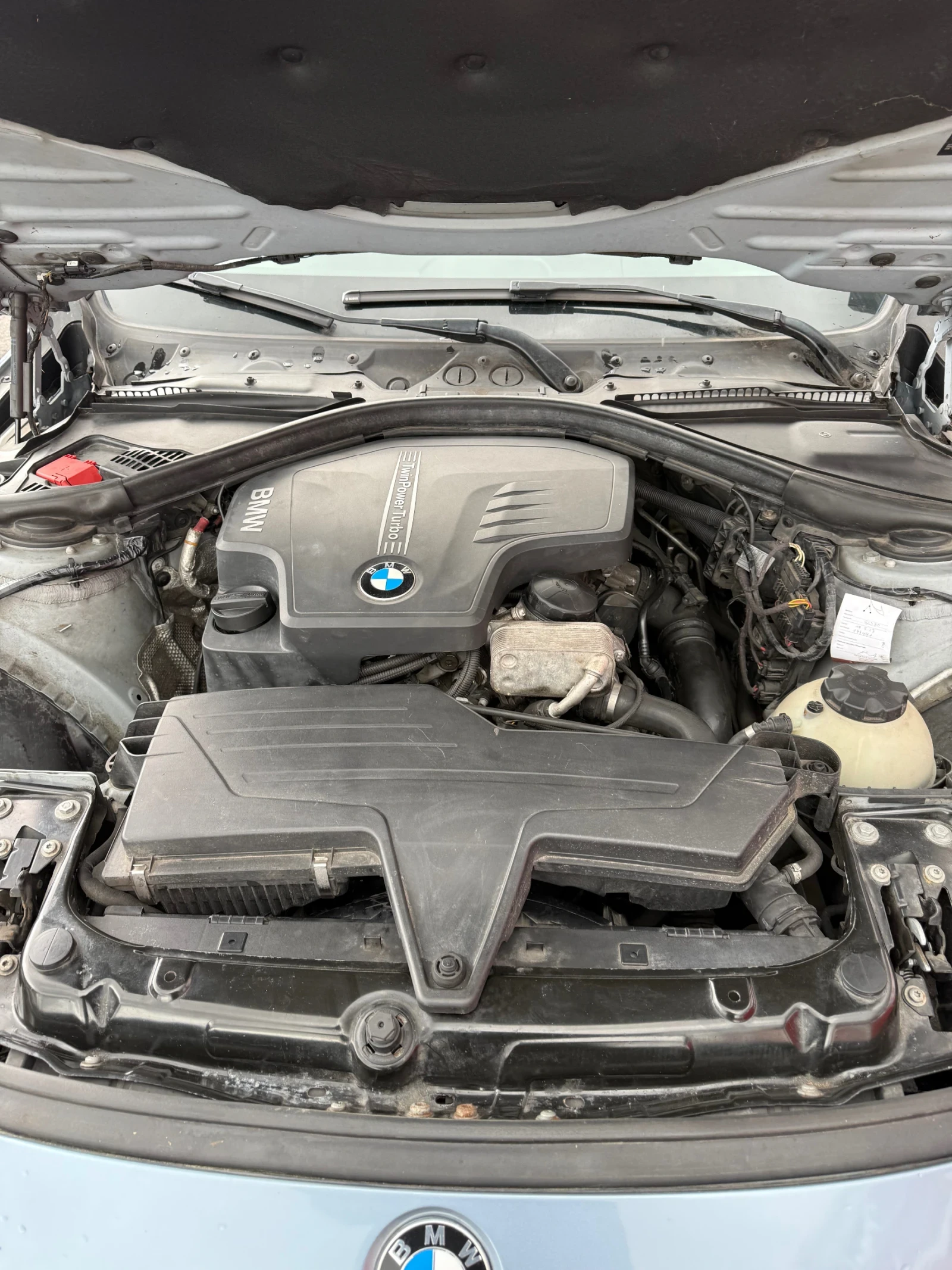 BMW 320, снимка 9 - Автомобили и джипове - 56350737
