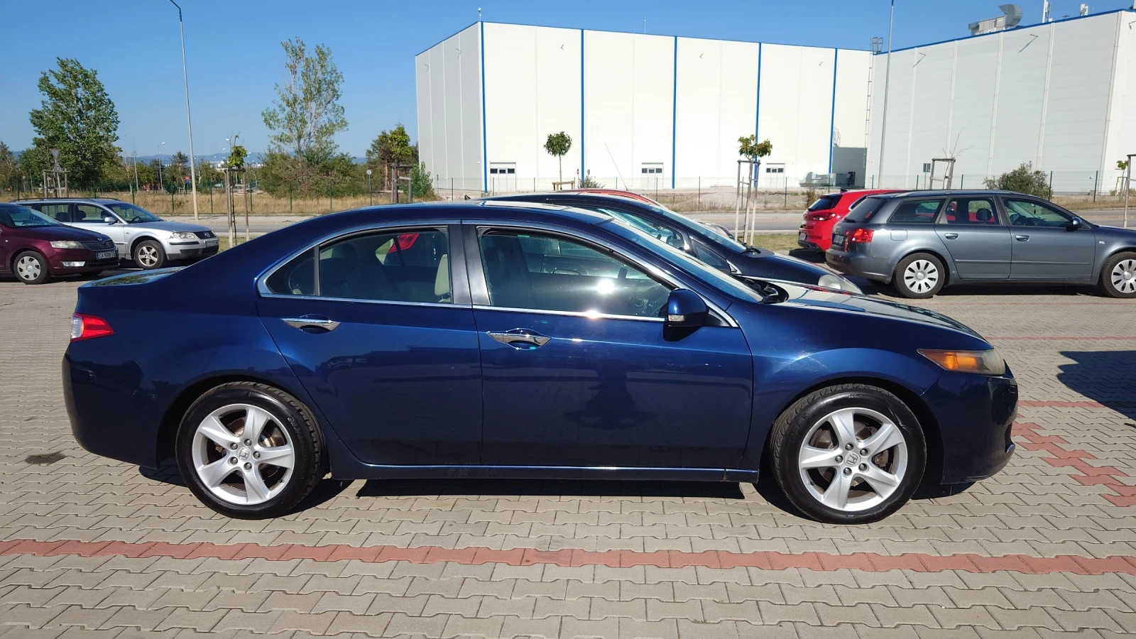 Honda Accord, снимка 2 - Автомобили и джипове - 56382872