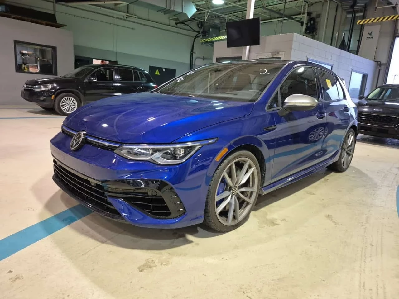 VW Golf * R * ДВА КЛЮЧА * ПОДГРЕВ * ОБДУХВАНЕ 