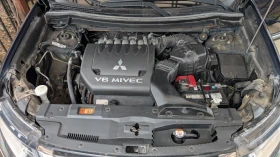 Mitsubishi Outlander 3.0 V6 4x4, снимка 9