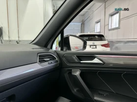 VW Tiguan R-Line Black 4Motion * АвтоКредит * (ЦЕНА ДО БГ), снимка 14