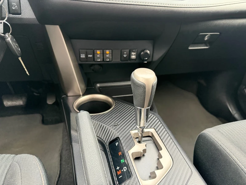 Toyota Rav4 2.0i 152 к.с. 4x4 + Швейцария+ , снимка 16 - Автомобили и джипове - 52647629