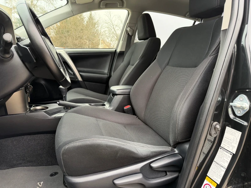 Toyota Rav4 2.0i 152 к.с. 4x4 + Швейцария+ , снимка 8 - Автомобили и джипове - 52647629