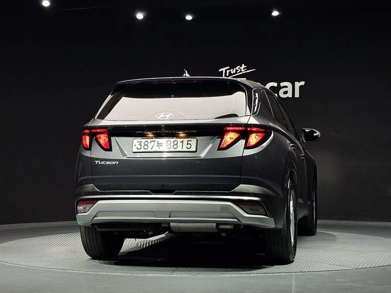 Hyundai Tucson 2.0 Automatic, снимка 4 - Автомобили и джипове - 55658685