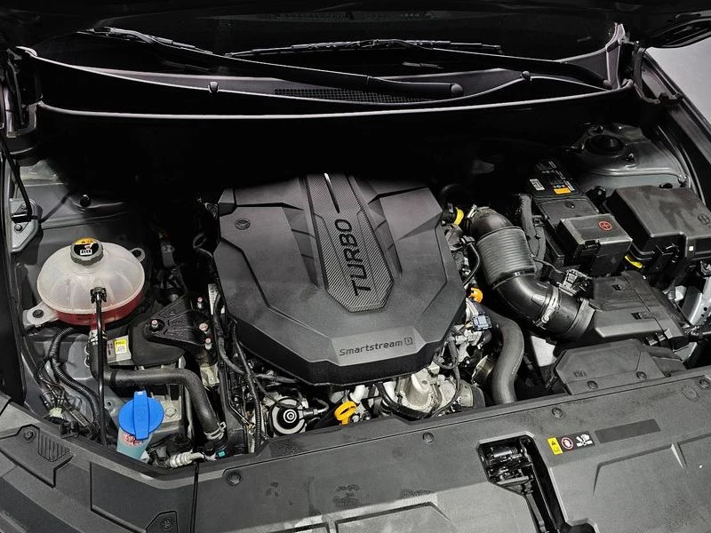 Hyundai Tucson 2.0 Automatic, снимка 17 - Автомобили и джипове - 55658685