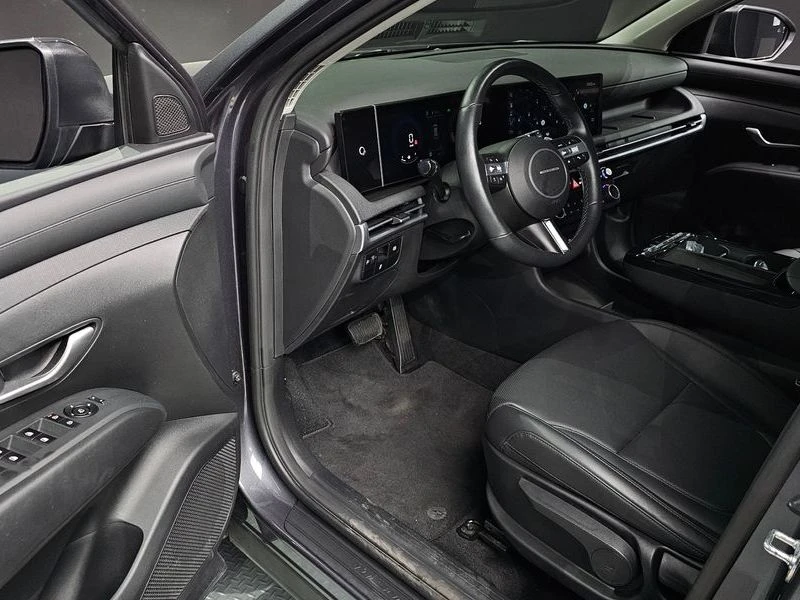 Hyundai Tucson 2.0 Automatic, снимка 6 - Автомобили и джипове - 55658685
