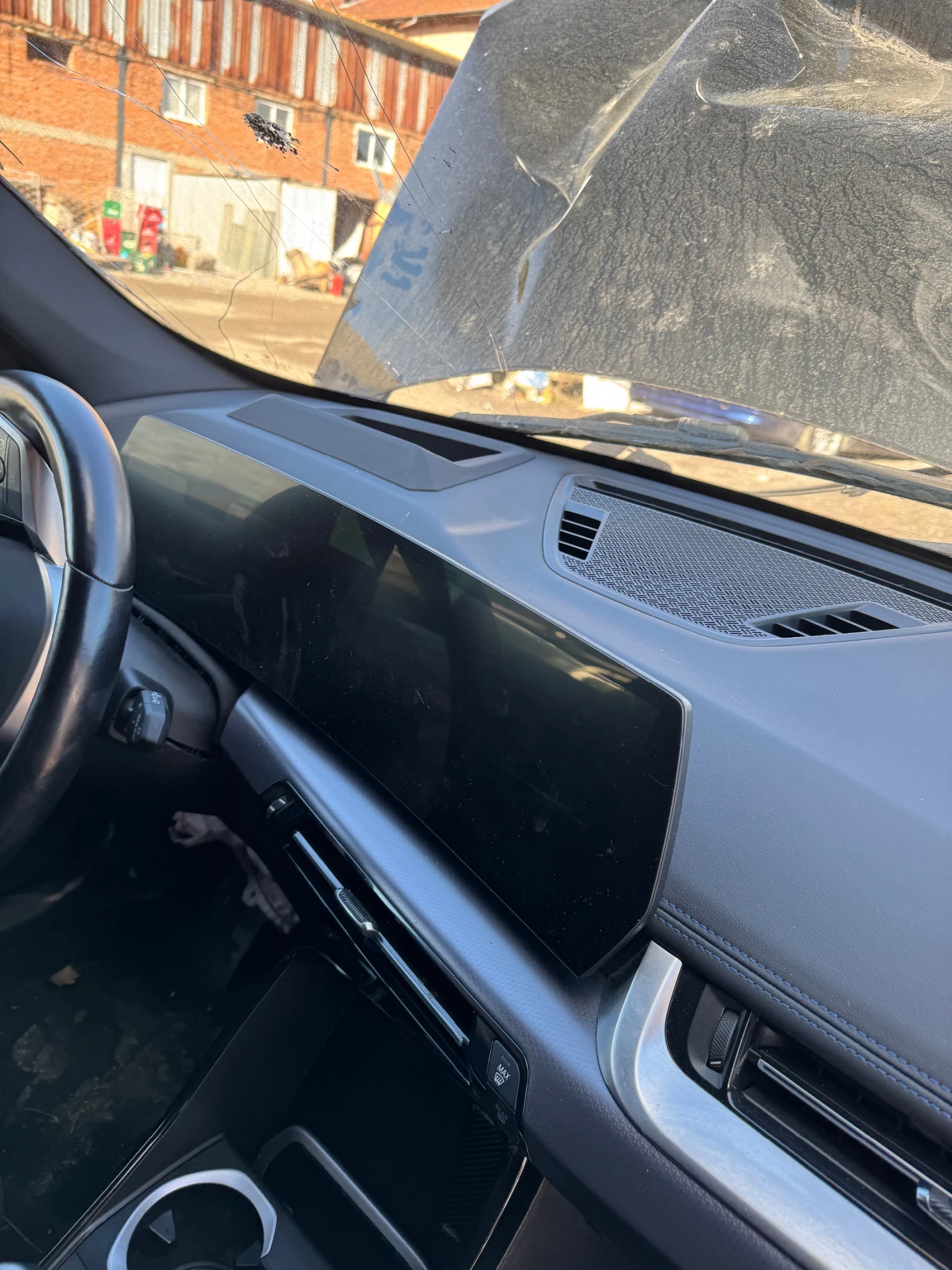 BMW X1   | Mobile.bg   12