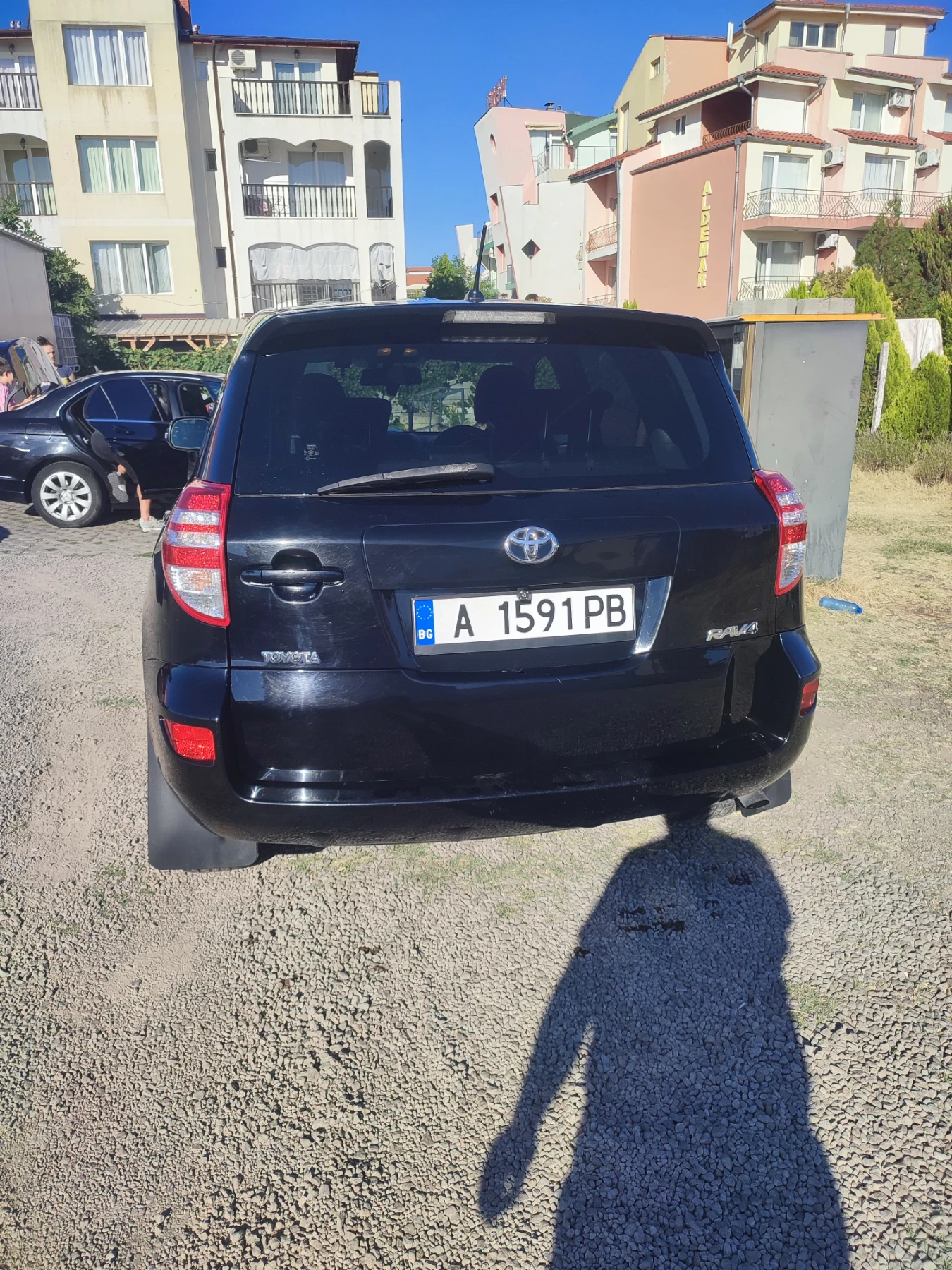 Toyota Rav4 2.2 d4d - изображение 4