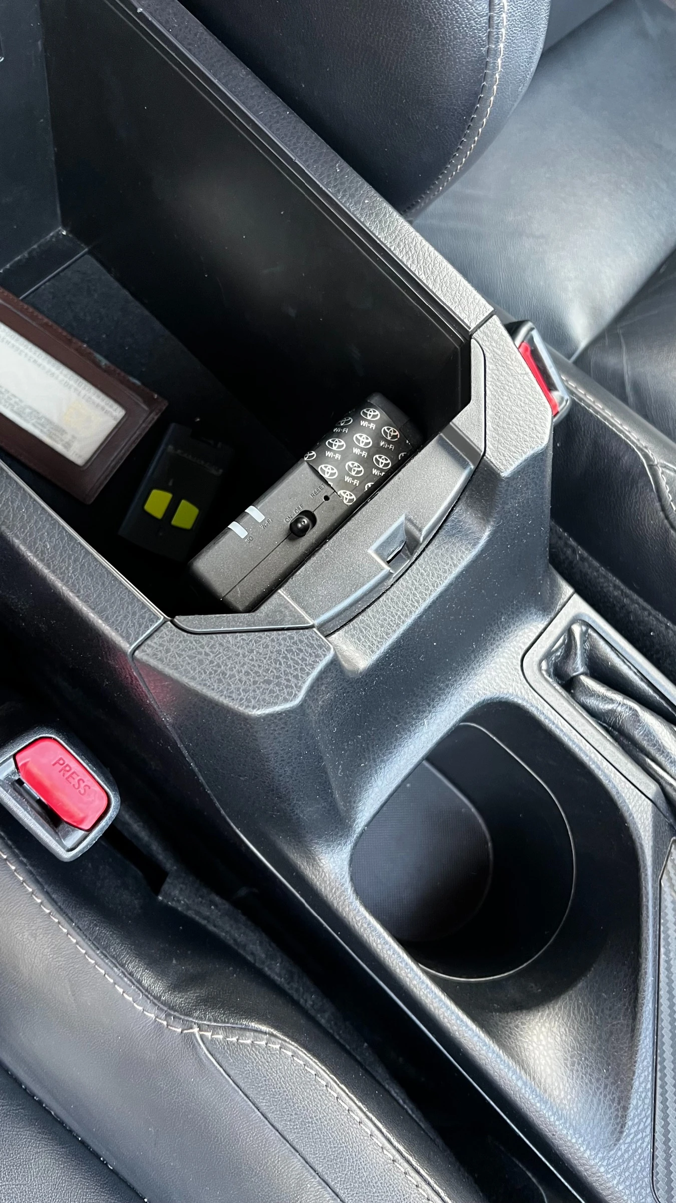 Toyota Rav4 2.0i 4x4 AWD Автоматик | Mobile.bg — изображение 8