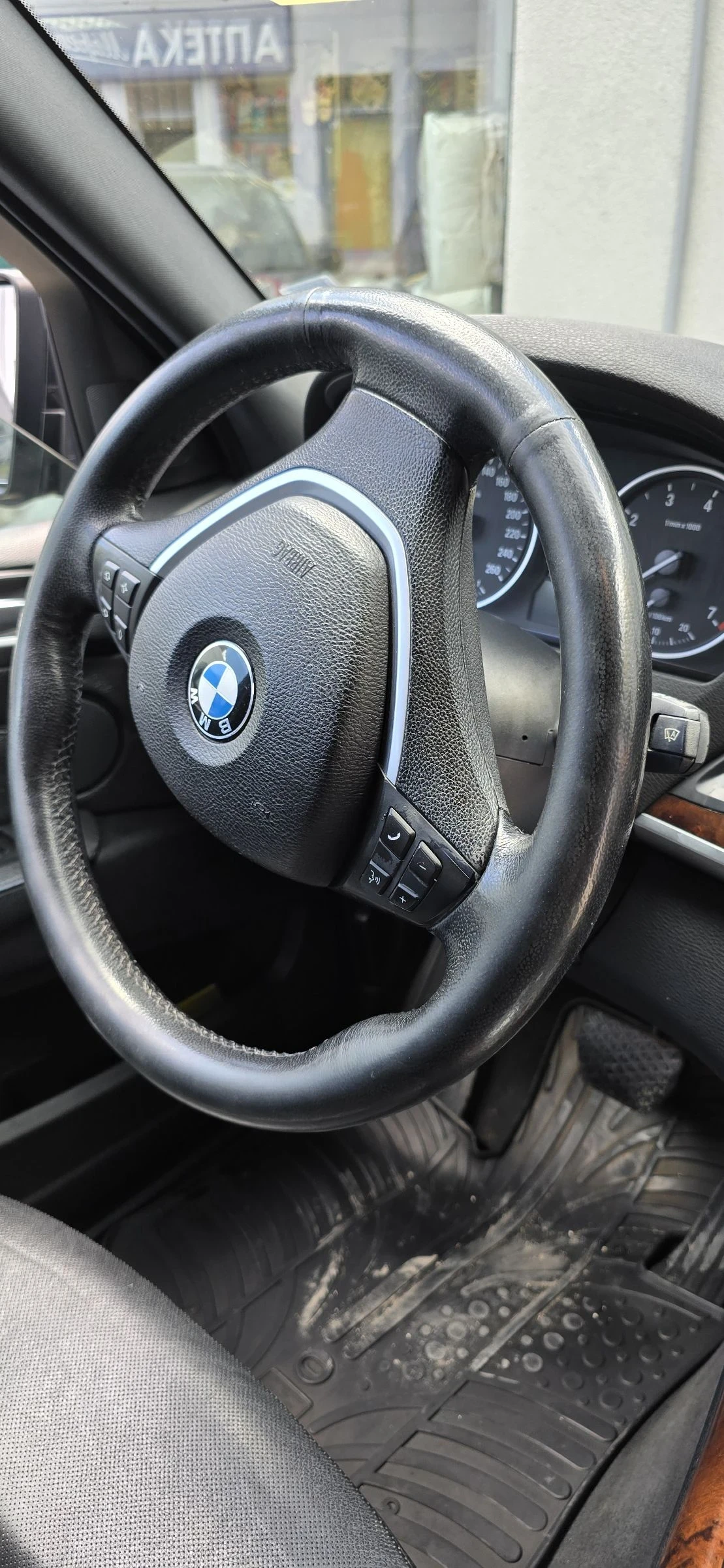 BMW X5 4.8 I   | Mobile.bg   10