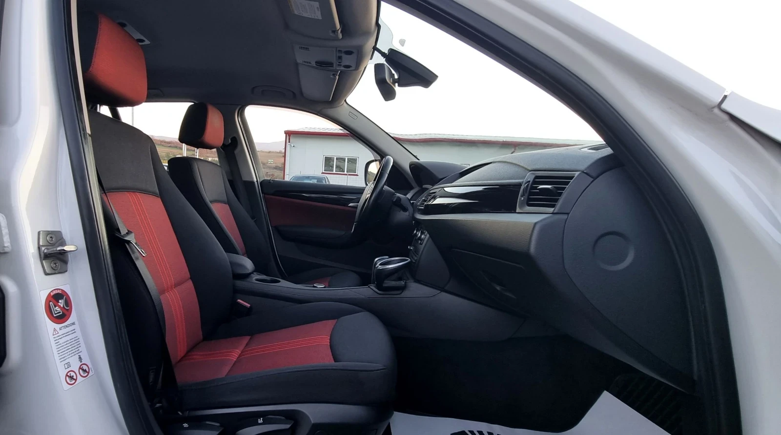 BMW X1 2.0d x-drive  | Mobile.bg   12