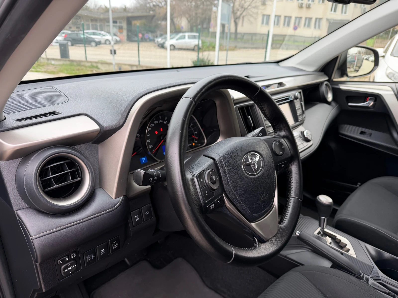 Toyota Rav4 2.0i 152 к.с. 4x4 + Швейцария+  - изображение 9