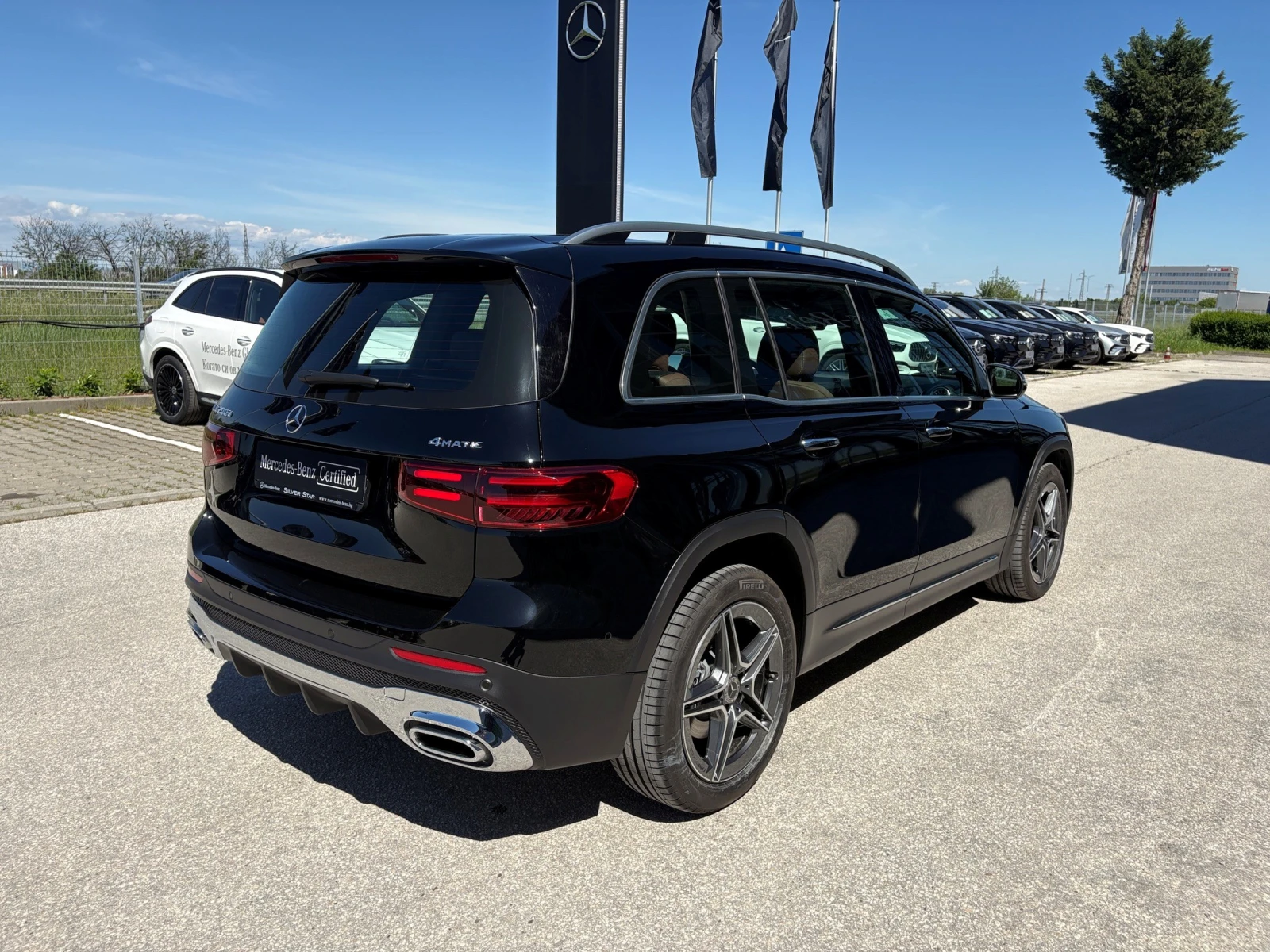 Mercedes-Benz GLB 200d 4MATIC 6+ 1, снимка 6 - Автомобили и джипове - 53335418