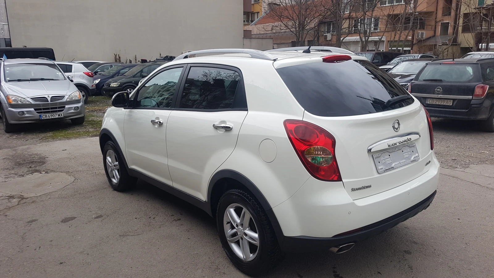 SsangYong Korando 2.0i GAZ KATO -HOB, снимка 7 - Автомобили и джипове - 53904519