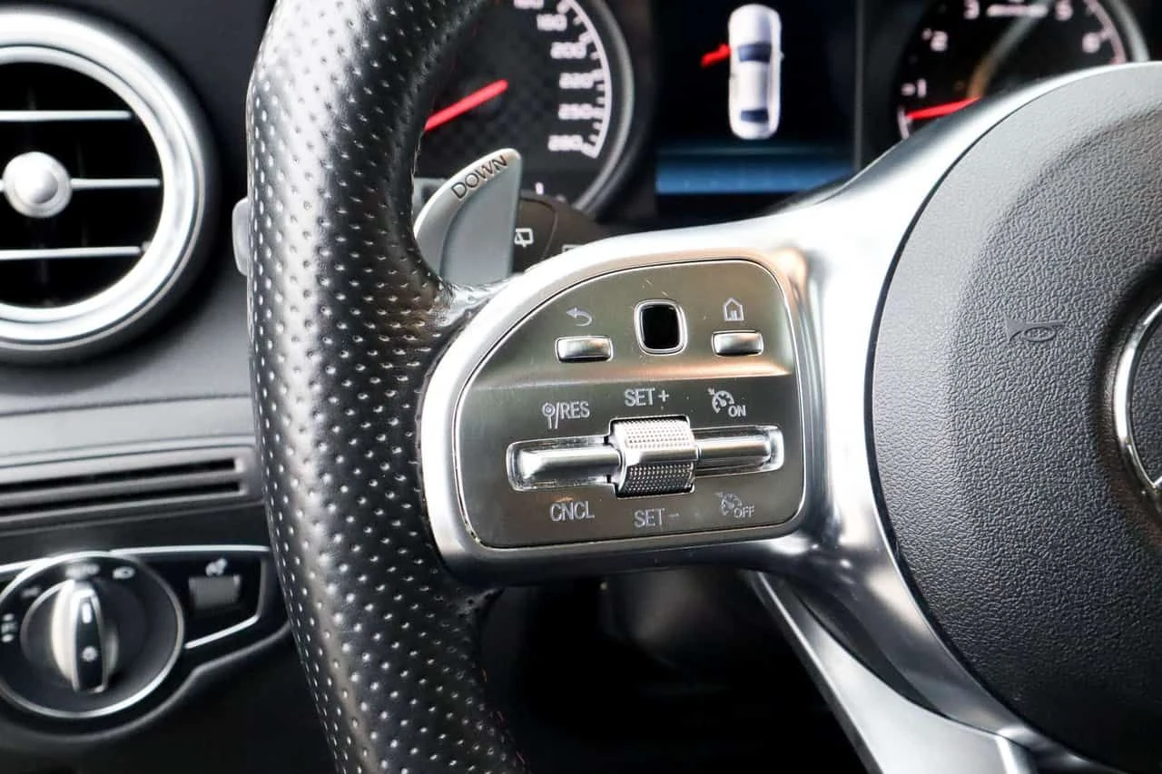 Mercedes-Benz GLC 43 AMG * CARFAX * Дистроник * Burmester * , снимка 17 - Автомобили и джипове - 53963402