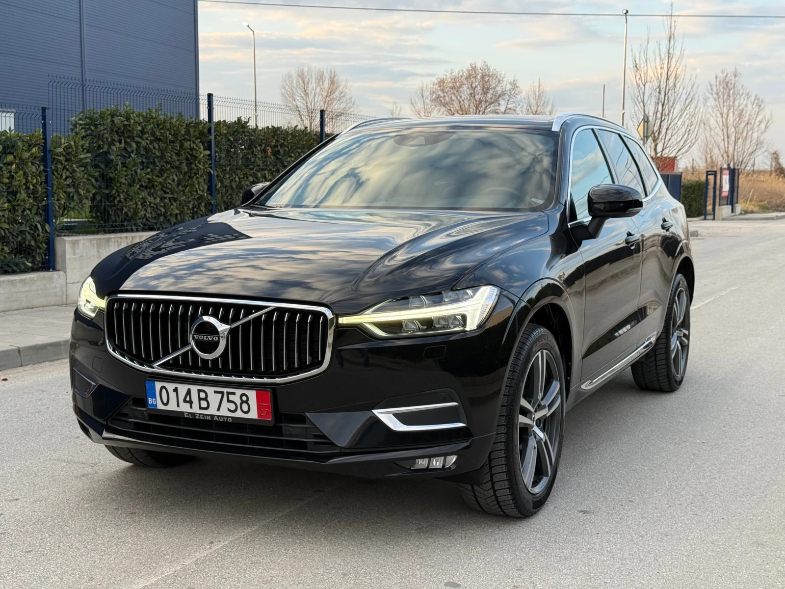 Volvo XC60 2.0/B5/INSCRIPTION/Mild Hybrid/4x4/ПЪЛ.СЕРВ.ИСТ.!!