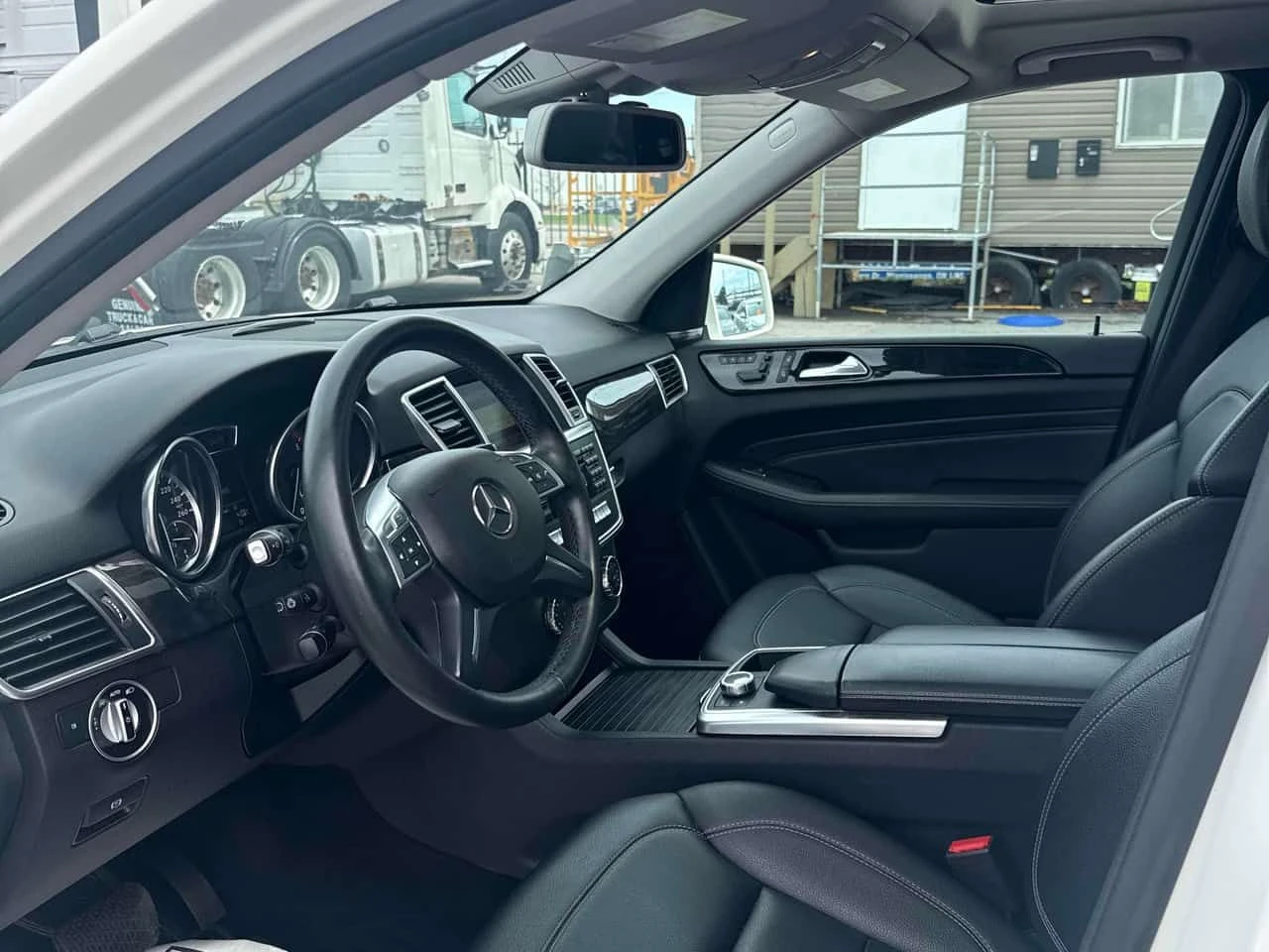 Mercedes-Benz ML 350 * BlueTEC * CARFAX * ЦЕНА ДО БГ, снимка 9 - Автомобили и джипове - 54240032