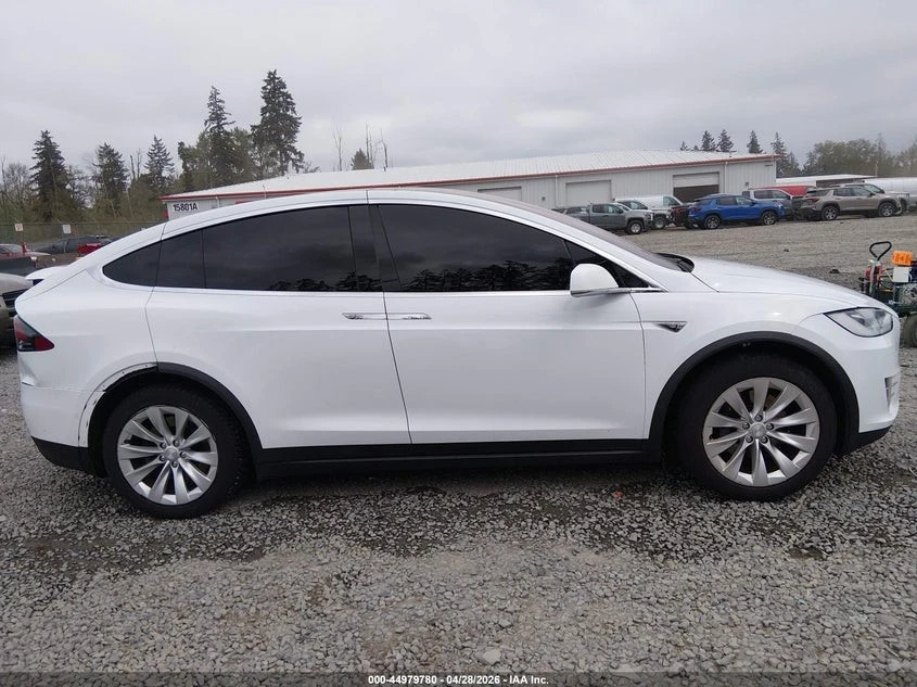 Tesla Model X * D75* KEYLESS* Camera* 360* PANO* , снимка 8 - Автомобили и джипове - 55046236