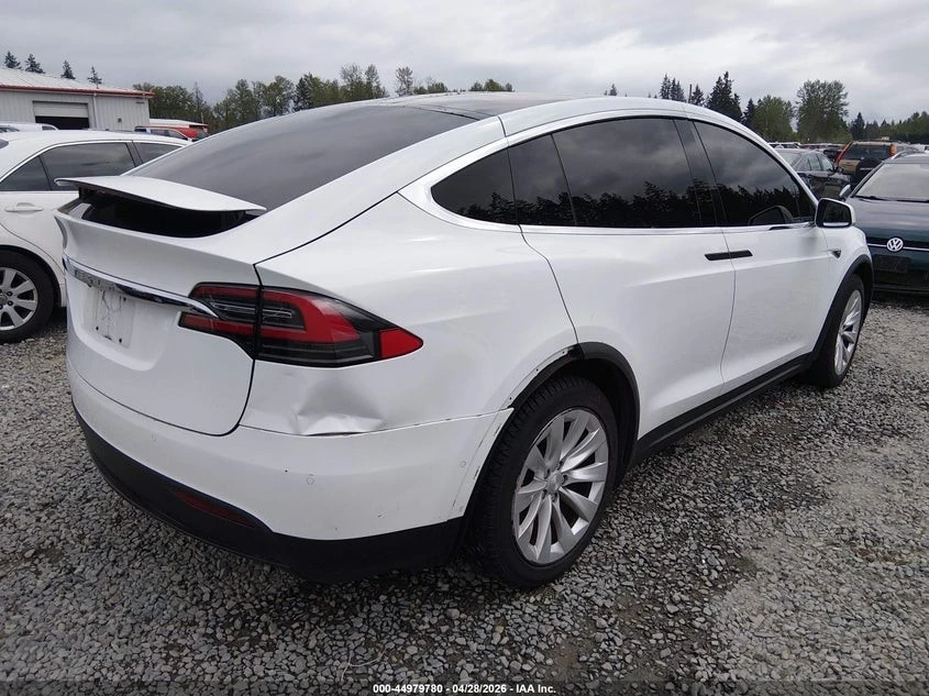 Tesla Model X * D75* KEYLESS* Camera* 360* PANO* , снимка 7 - Автомобили и джипове - 55046236