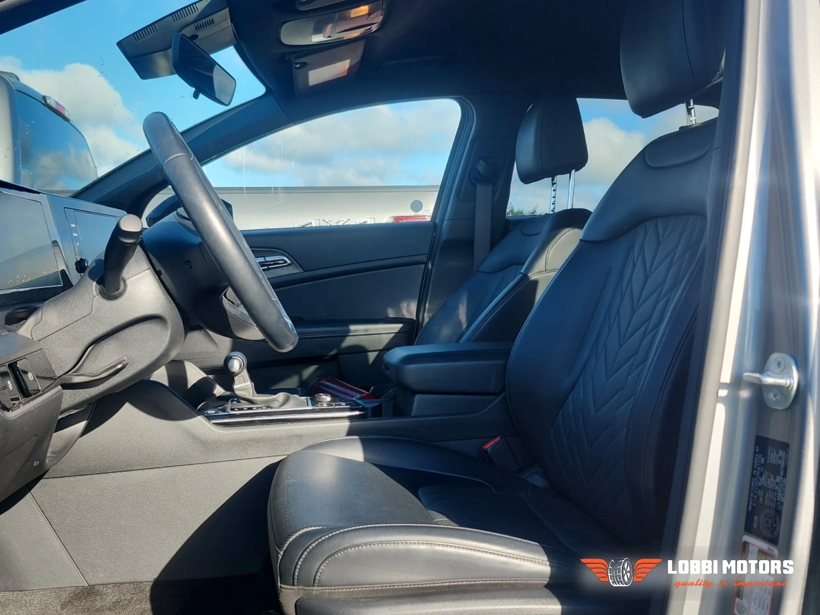 Kia Sportage, снимка 3 - Автомобили и джипове - 55955880