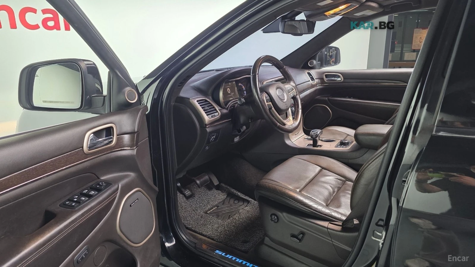 Jeep Grand cherokee SUMMIT* 4X4* 8ZF* DISTRONIC* HARMAN* PANO* �����*  | Mobile.bg � ����������� 11
