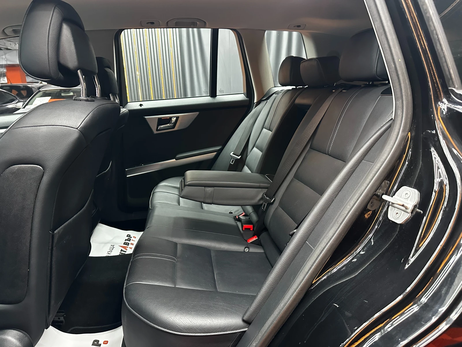 Mercedes-Benz GLK 280/Газов инж/ГАРАНЦИЯ 6 мес/Уникално запазен, снимка 8 - Автомобили и джипове - 56148615