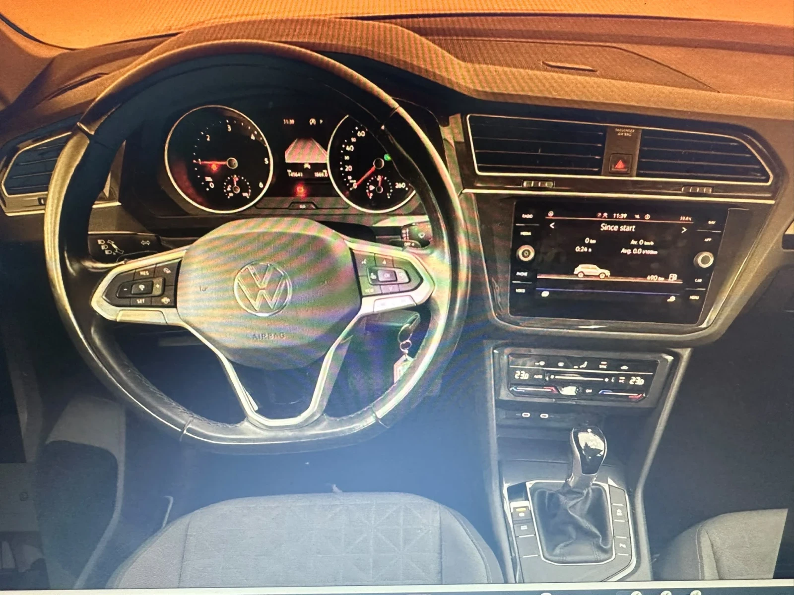 VW Tiguan, снимка 8 - Автомобили и джипове - 56505962