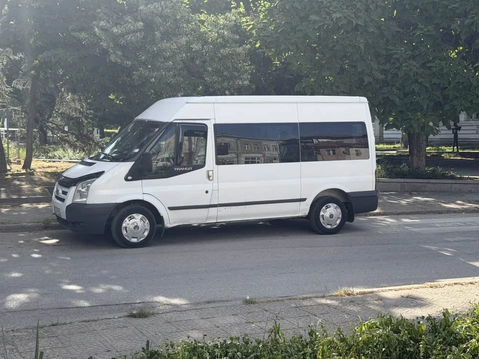 Ford Transit 2.2tdci 110kс 8+ 1 клима, снимка 10 - Бусове и автобуси - 54892102