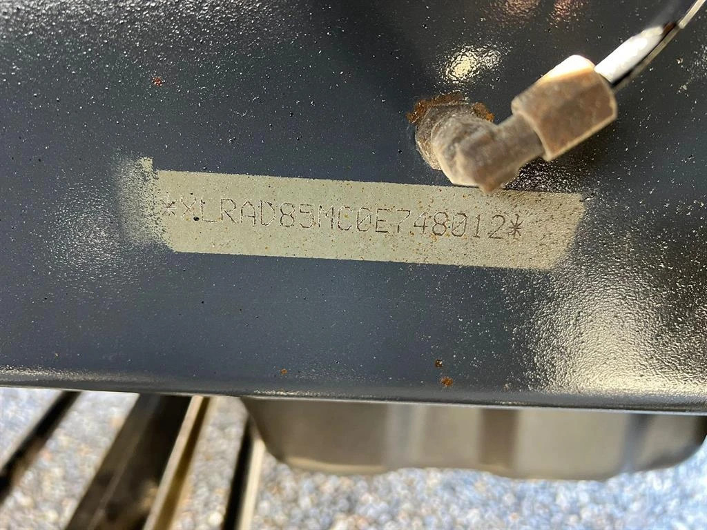 Daf CF 85.410 Ръчка 8x4 теглич - изображение 5