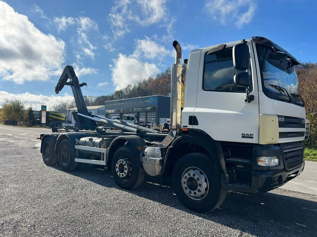 Daf CF 85.410 Ръчка 8x4 теглич - изображение 2