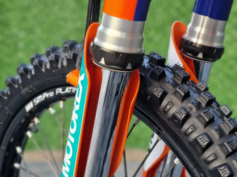 Ktm EXC 500/СТАРТЕР/2 РЕЖИМА/ТРАКШЪН КОНТРОЛ/ЛИЗИНГ, снимка 11 - Мотоциклети и мототехника - 50966437