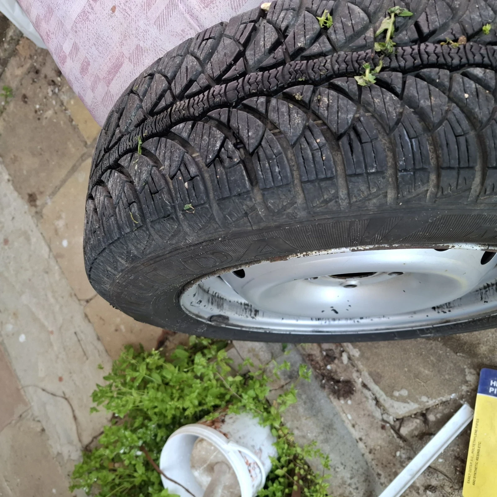 Гуми с джанти Fulda 185/65R15, снимка 4 - Гуми и джанти - 56105216