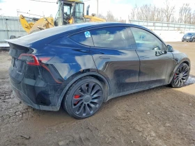 Tesla Model Y PERFORMANCE DUAL MOTOR AWD ТЕРМОПОМПА* АВТОПИЛОТ* , снимка 3