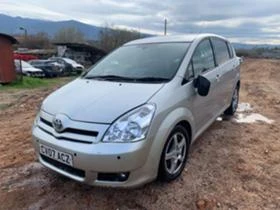 Toyota Corolla verso 1.8. VVT-I 129.     | Mobile.bg    3