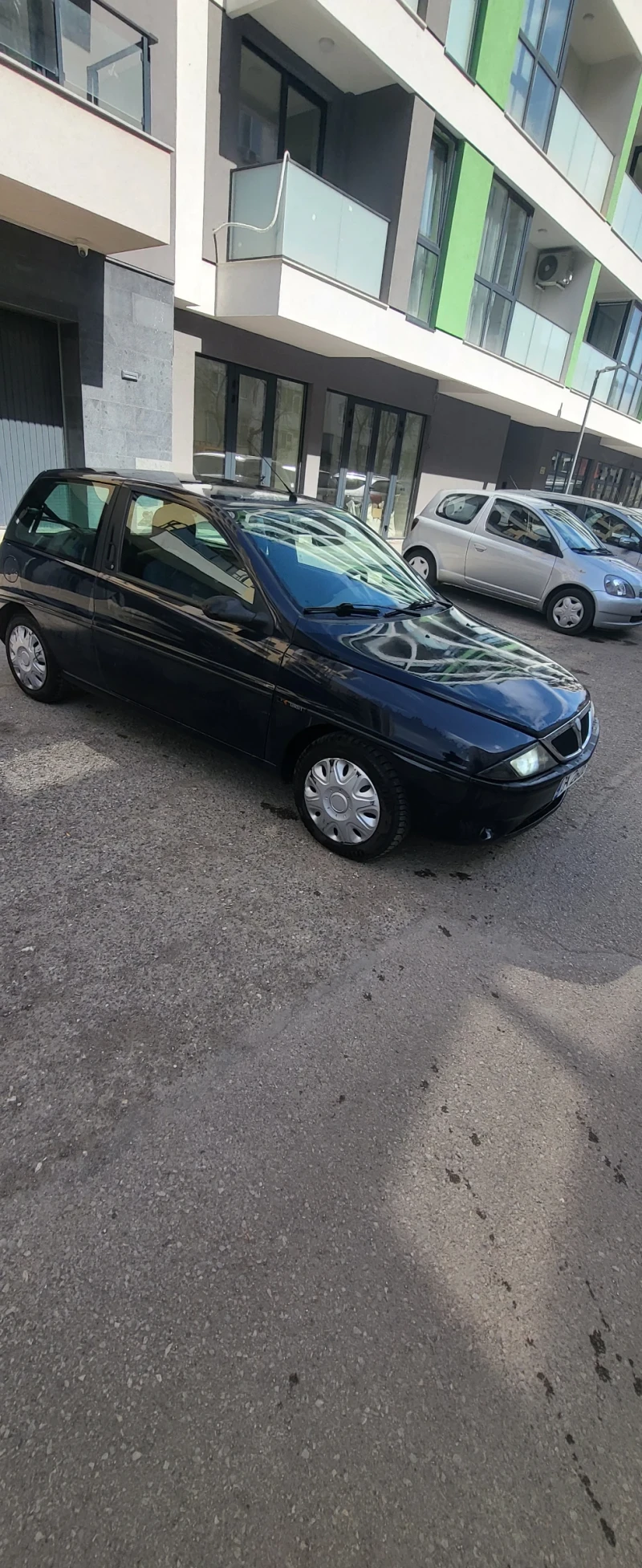 Lancia Ypsilon 1.2 бензин А/С, снимка 2 - Автомобили и джипове - 49595137