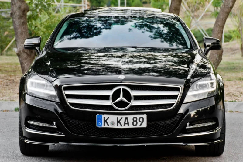 Mercedes-Benz CLS 350 Напълно Обслужен, снимка 3 - Автомобили и джипове - 51458968